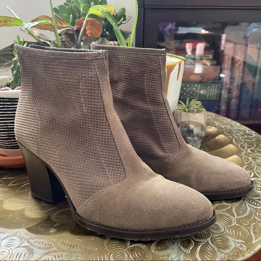 Aquatalia Suede bootie